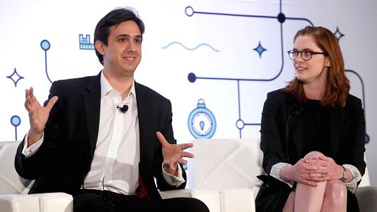  테조스(Tezos) 공동창립자, 