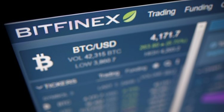  비트피넥스, 고객 과세정보 요구…