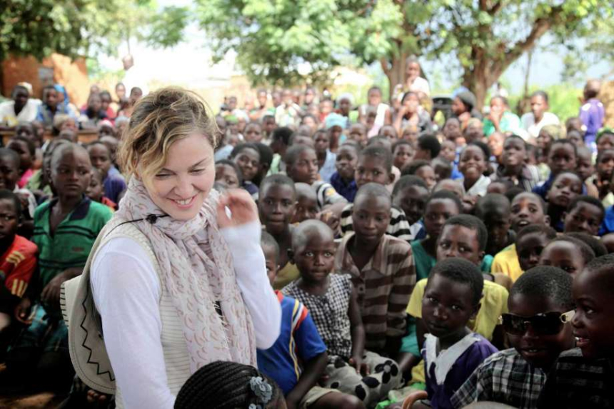 리플, 마돈나와 말라위 고아 기부 파트너십 체결
