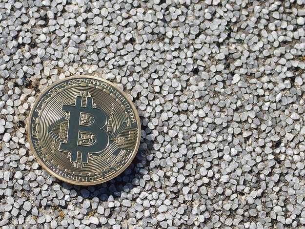  암호화폐 업계, 탈(脫)시스템 특성 버리나…'시장 규제화' 요청 쇄도