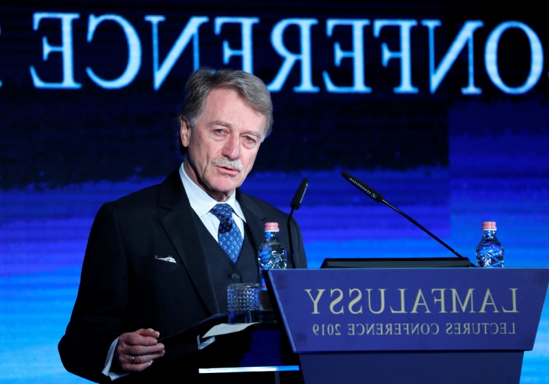  유럽중앙銀 집행위원, 