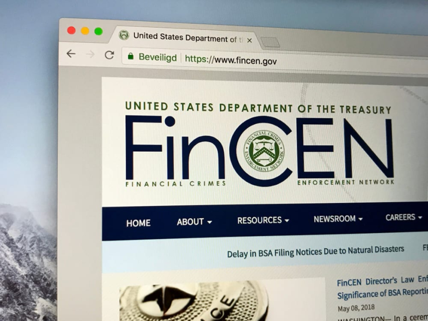  美 핀센(FinCEN) 수장, “암호화폐에 자금세탁 규정 적용해야”