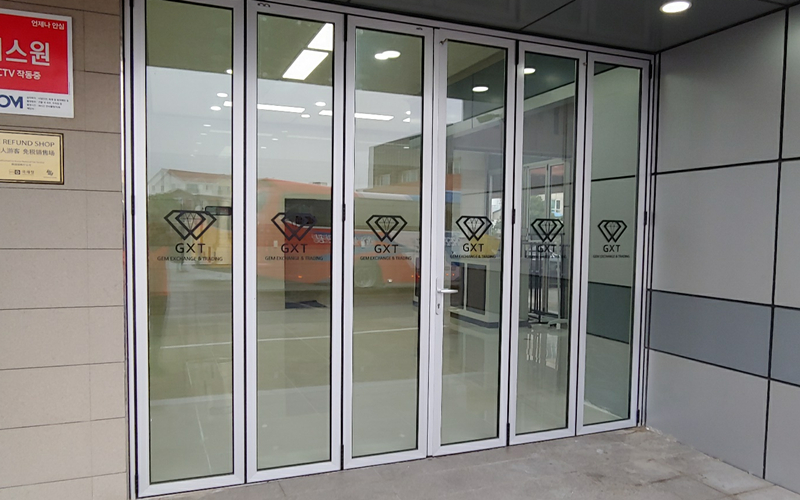  GXT, 전 세계 최초 암호화폐 결제 오프라인 대형 아울렛 몰 운영