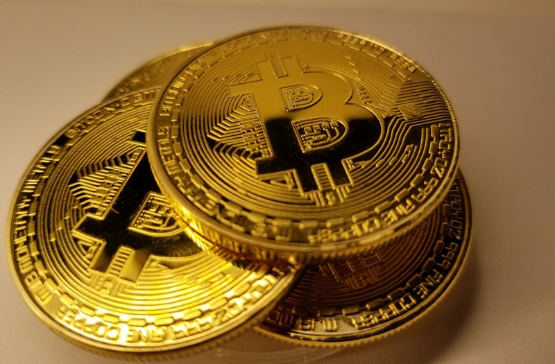  2009년 채굴된 비트코인 50개가 움직였다…