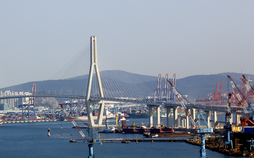  부산항만공사, 블록체인 기반 '지능형 무인자동화 스마트물류' 구축한다