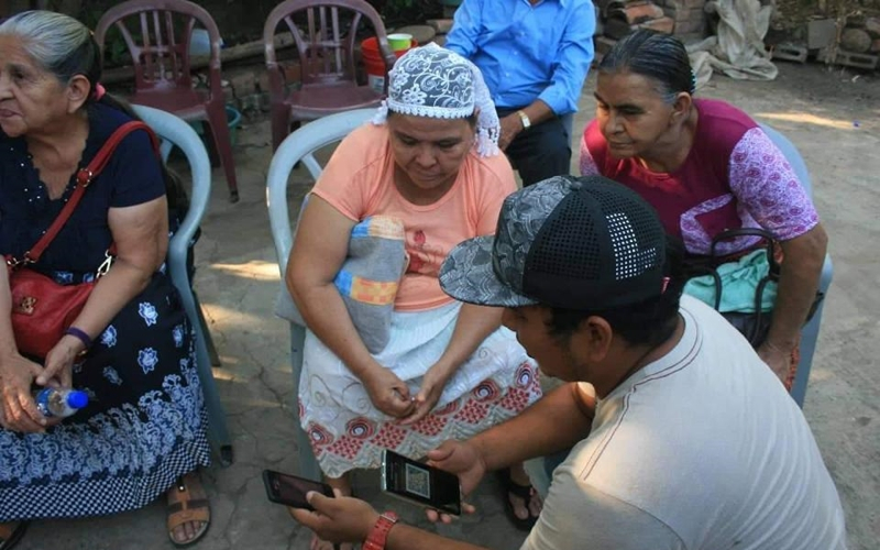  엘살바도르 마을, 비트코인 경제 생태계 조성