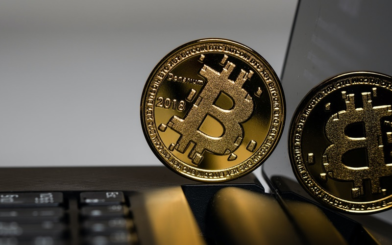  비트코인, 1만 4000달러 근접 '파죽지세'…투자 기업은 '대박'