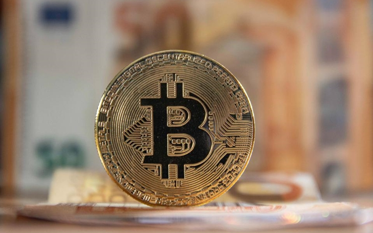  매스뮤추얼 BTC 매입, 기관 진입 '신호탄' 될까…6000억 달러 추가 유입 전망