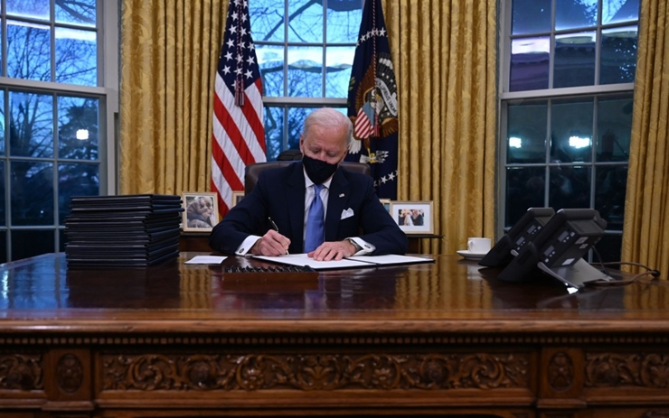  바이든 행정부, 핀센 ‘암호화폐 월렛’ 규정 재검토