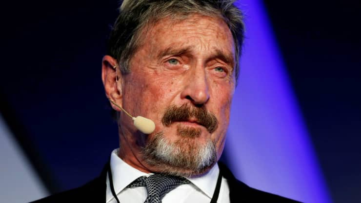  암호화폐 '탕아' 존 맥아피, 구치소에서 사망…조문과 비판 이어져