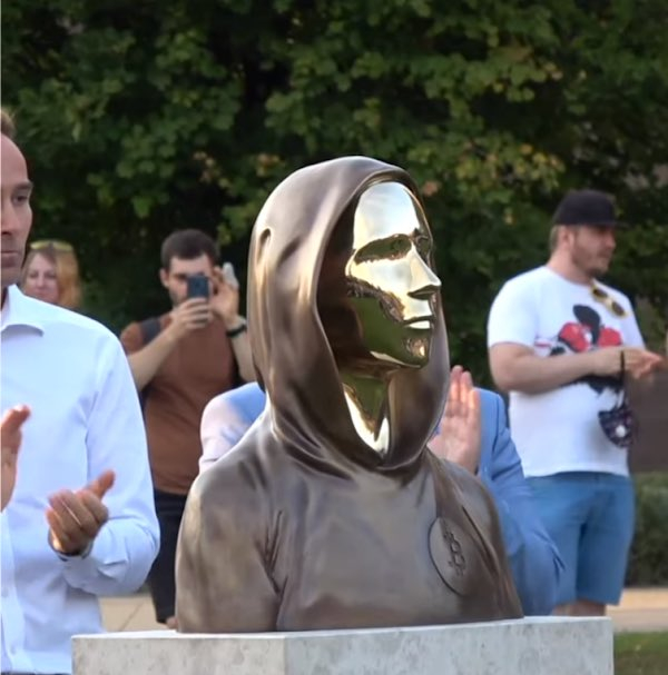  헝가리 부다페스트에 비트코인 창시자 동상 세워져