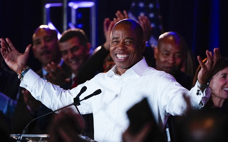  암호화폐로 급여 받는 뉴욕 시장 “뉴욕, 암호화폐와 금융 혁신의 중심 될 것”