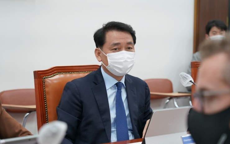  이광재 의원 “부산에 가상자산 공공거래소 만들자”…업계선 비판 의견도