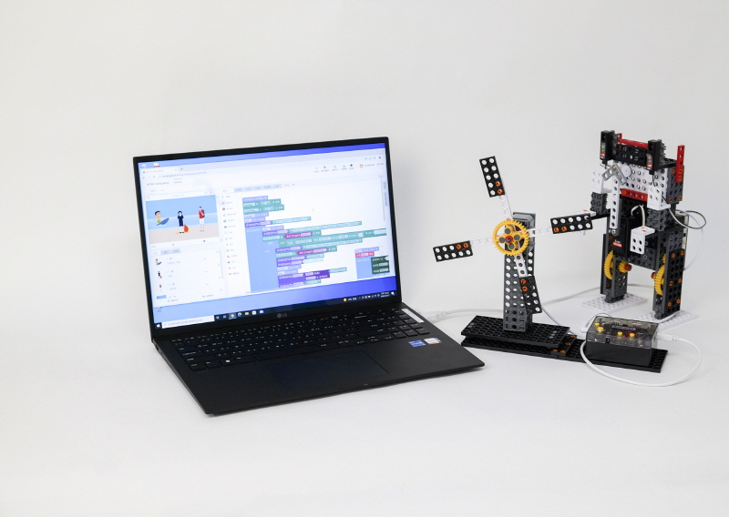  KT, 'AI 코딩블록 사물인터넷 키트' 출시