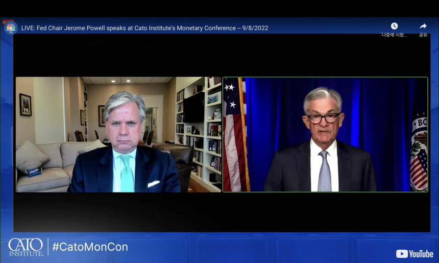  연준 의장 “높은 물가 ‘고착화’ 위험…강력한 금리인상 불가피”