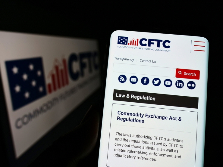  美 CFTC 위원 