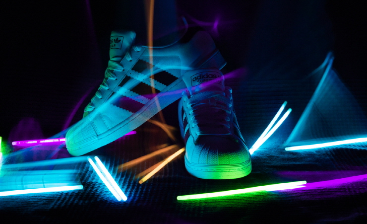  아디다스 BAYC NFT, 월드컵 기간 부르즈할리파 외벽에 LED 전시