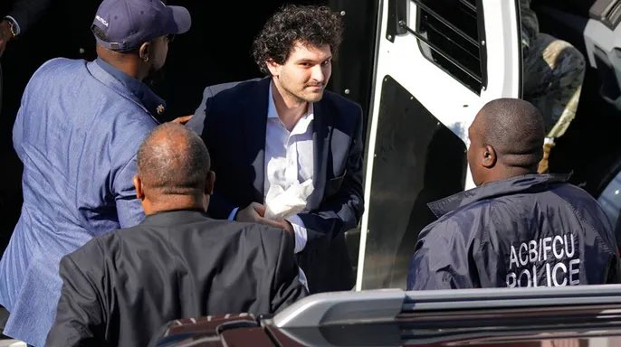  샘 뱅크먼 프리드, 미국 송환 완료...현재 구금 상태