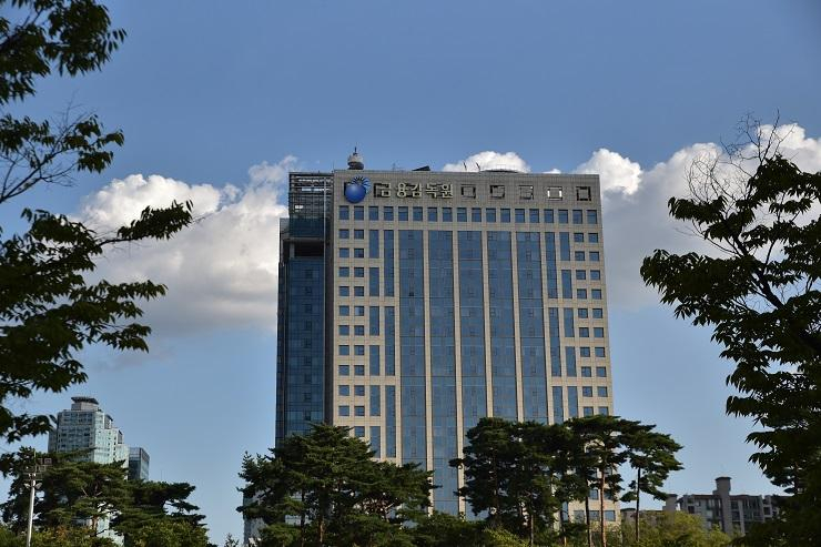  [토큰포스트 마감 브리핑] 이복현 금감원장 