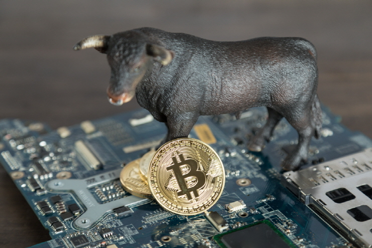 美 투자은행 번스타인, 비트코인 반감기 통해 채굴자 수익 증가 전망