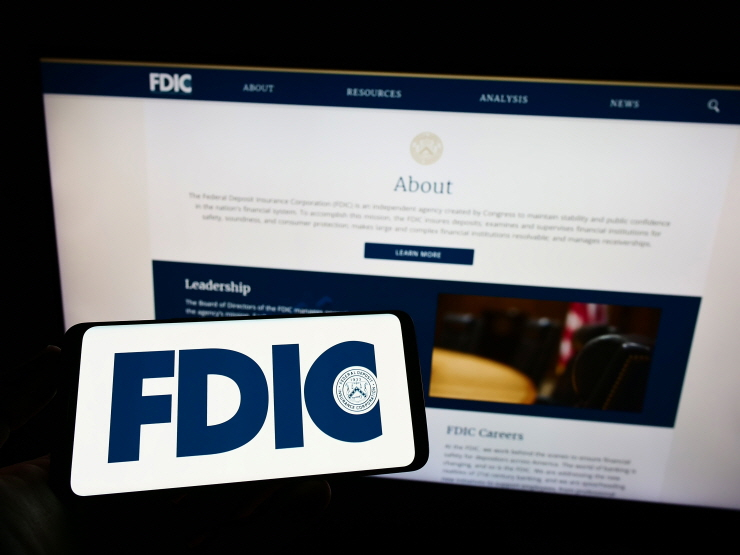  [토큰포스트 마감브리핑] 美 예금보험공사, 시그니처뱅크 인수자에 암호화폐 사업 포기 요구 外