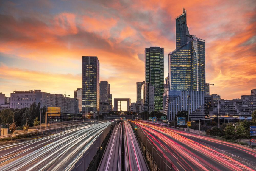 암호화폐 투자 기회 끌어안는 '금융권'·블록체인 채택 속도 내는 '산업계'