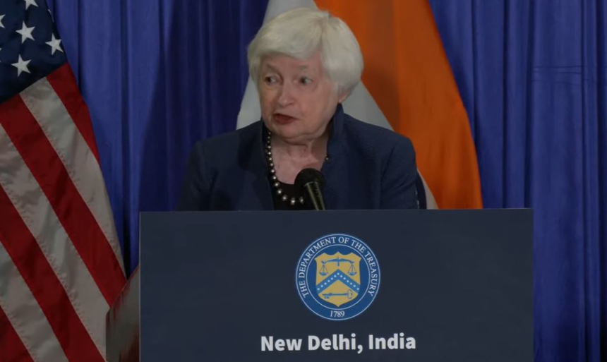 美 재닛 옐런 재무장관, 경제 연착륙 전망에 