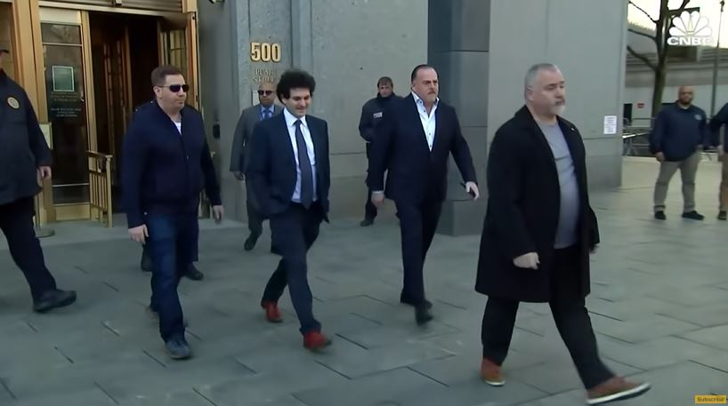 법률 전문가들, 샘 뱅크먼-프라이드 청문회에 대한 예상 발표