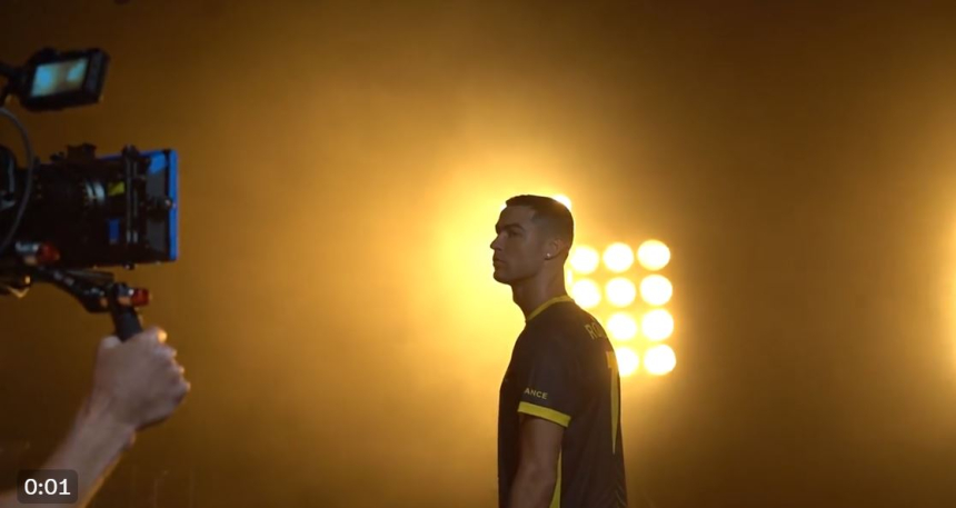 호날두, 바이낸스 '미등록 증권' 홍보 혐의로 집단소송 피소