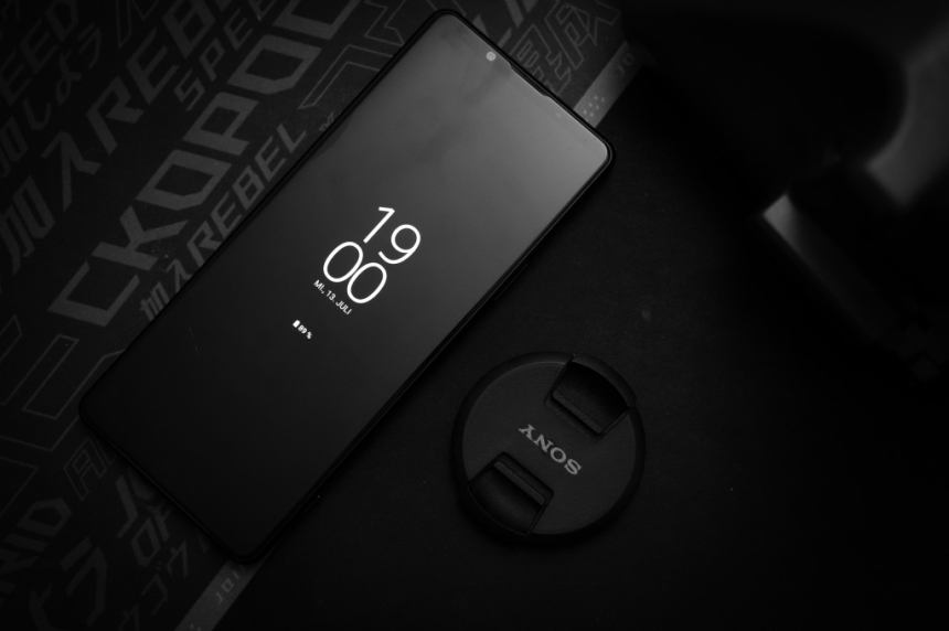  소니, 엑스페리아 라인 중단 보도, 2025년 모바일 전략 재개