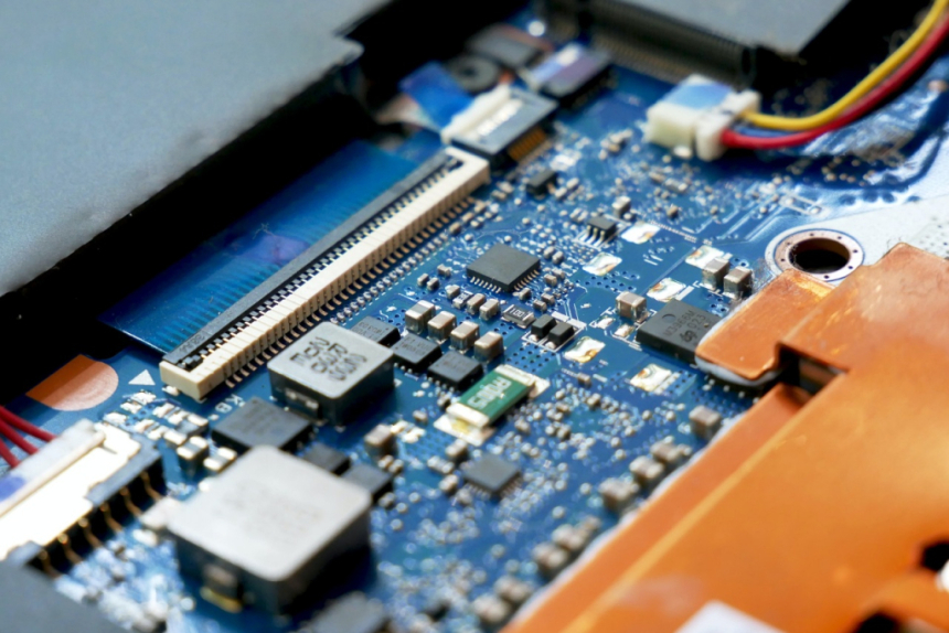  중국 기반 반도체 회사, 칩 조립을 위해 말레이시아 회사와 협력