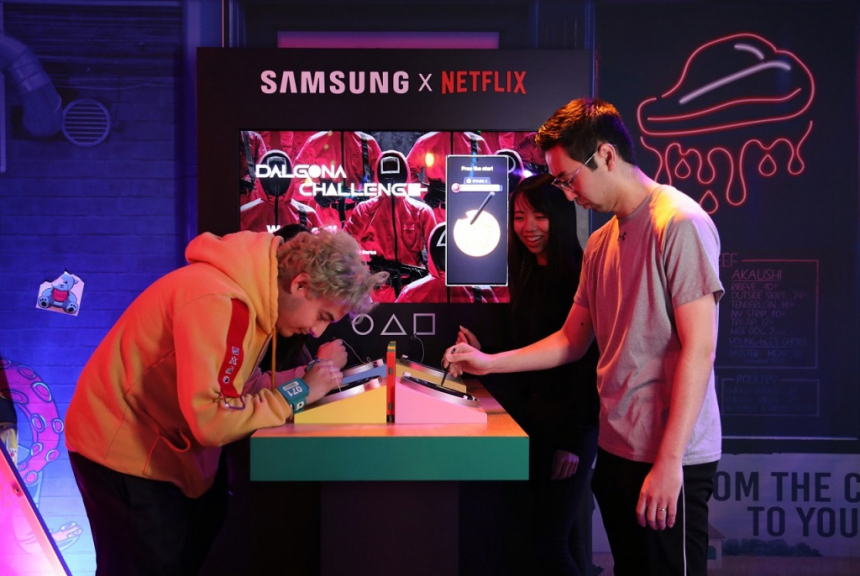 삼성, 넷플릭스와 손잡고 '오징어 게임' 몰입형 라이브 경험 제공
