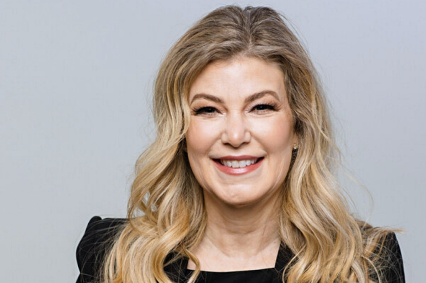  보잉, 스테파니 포프 최고운영책임자 임명