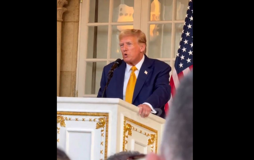 트럼프, NFT 투자자 만찬서 