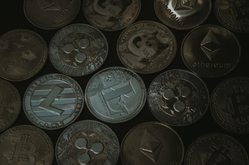  주요 알트코인 두 자릿수 하락, '명확한 촉매 없음' 