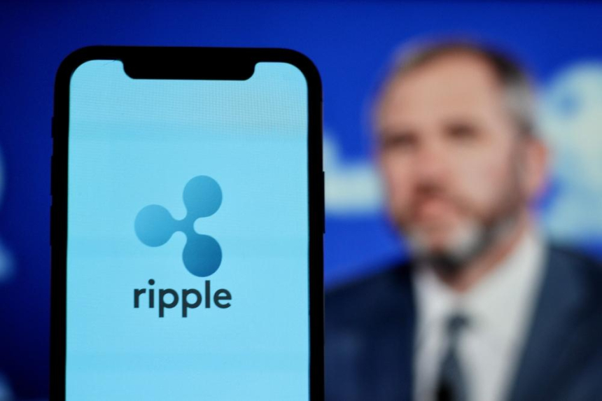 리플 CEO, SEC 의장 비판하며 바이든 패배 예측