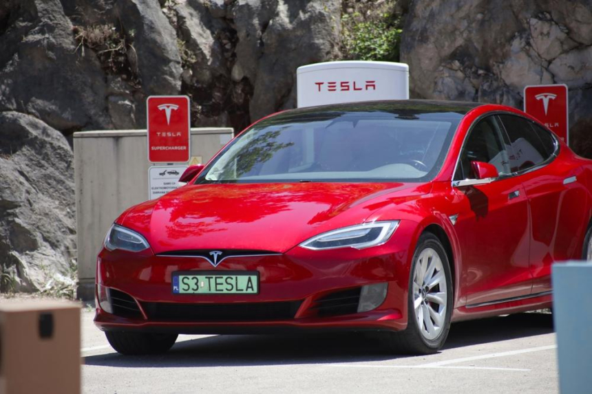 테슬라 직접판매 금지, 루이지애나 정부상대 소송 부활