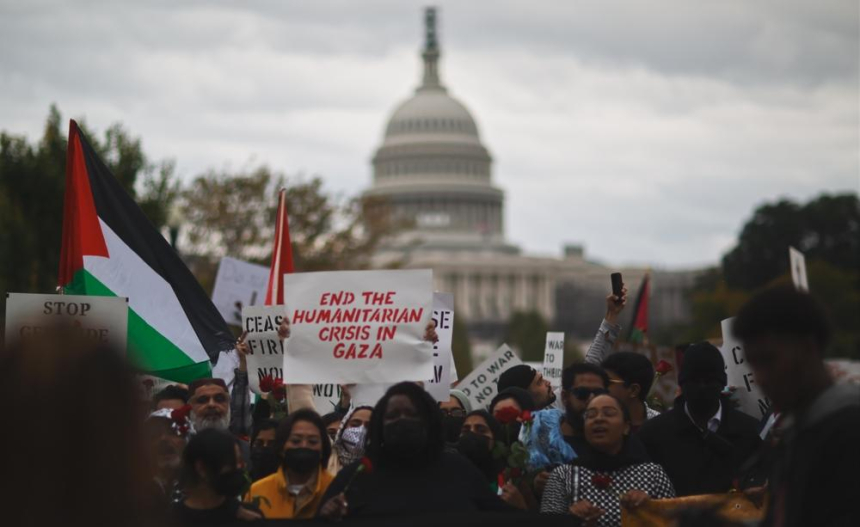 미 플로리다 친팔레스타인 남성, 이스라엘 지지 기업 시설물 파괴