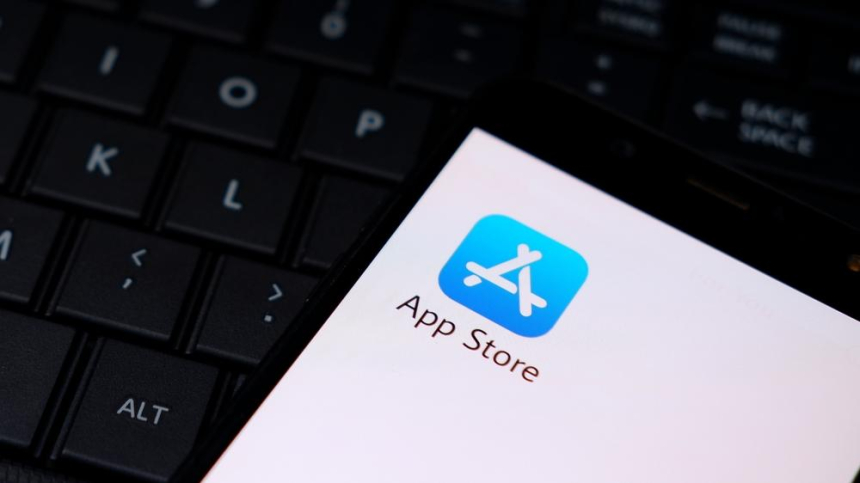 앱스토어 책임자 퇴사에 애플 팀 개편, 대체 앱 유통 준비