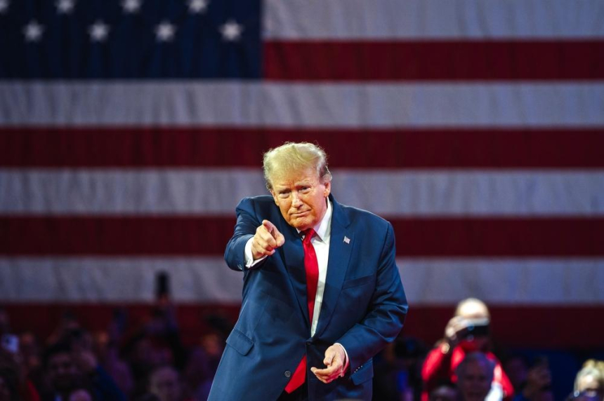 트럼프, 트위터 복귀로 DJT 주가 하락