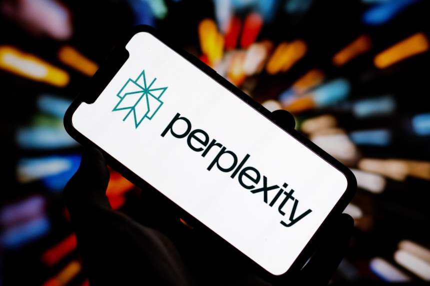 Perplexity AI 광고 통합 계획, 충격과 조롱 불러와