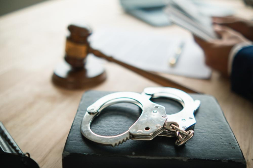  미국 검찰 암호화폐 기업 4곳과 개인 14명 기소, 금융사 첫 형사소추