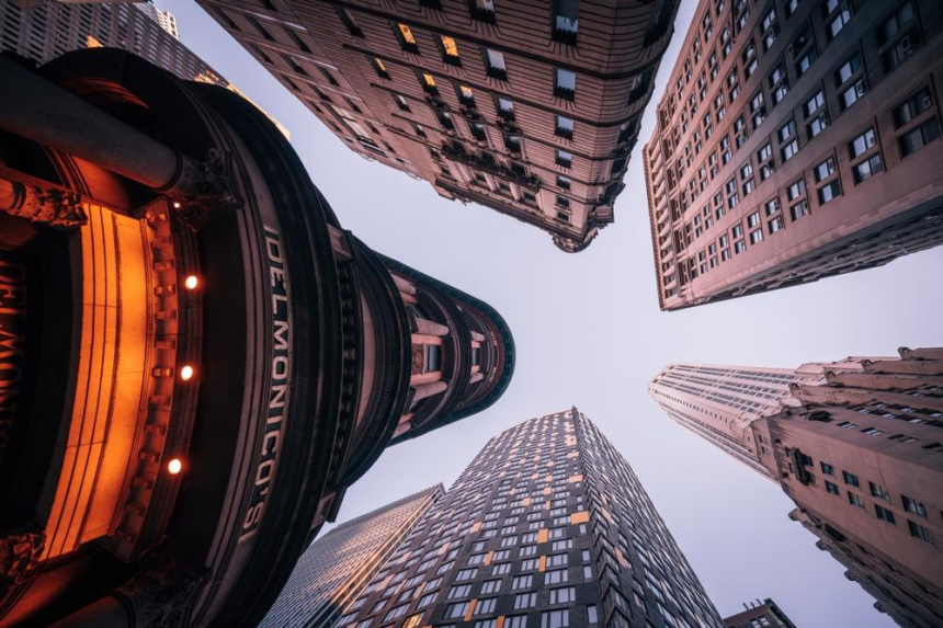  美 CPI 하락에도 비트코인 상승 제한… 월가 매도세 여전