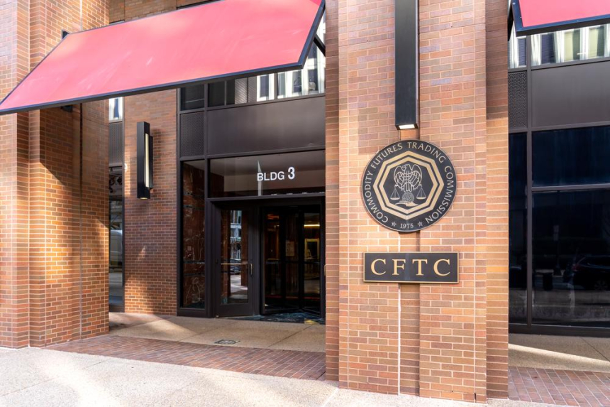 CFTC 민주당 관료 크리스틴 존슨 트럼프 정부서도 역할 수행 의지
