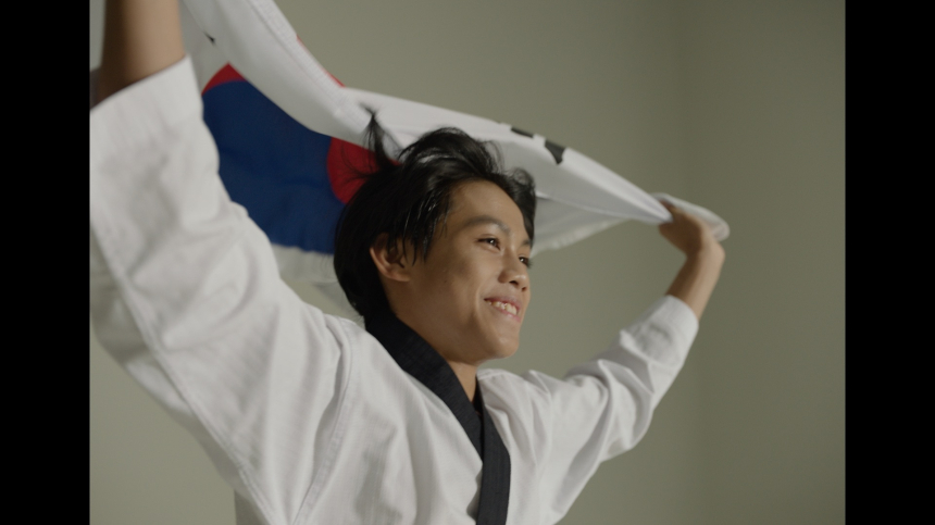 태권도 '품새 신동' 변재영, 청소년 최우수상 수상…업비트 