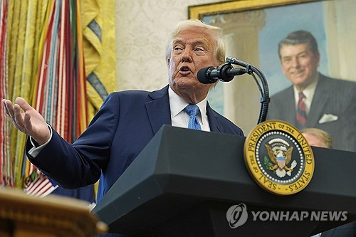  트럼프, 미중 협상 압박... 암호화폐 규제도 속도 낸다