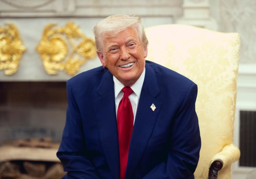  트럼프, 밈코인 잠금 해제에도 8% 급등 논란 지속