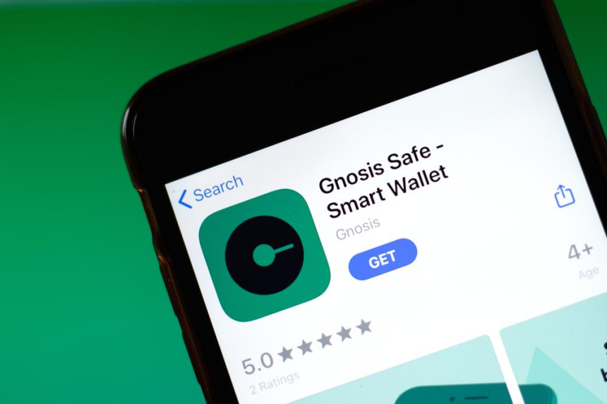  세이프, 14명 직원 해고 발표…바이빗 해킹 사태 이후 회사 구조조정 단행 / 셔터스톡 