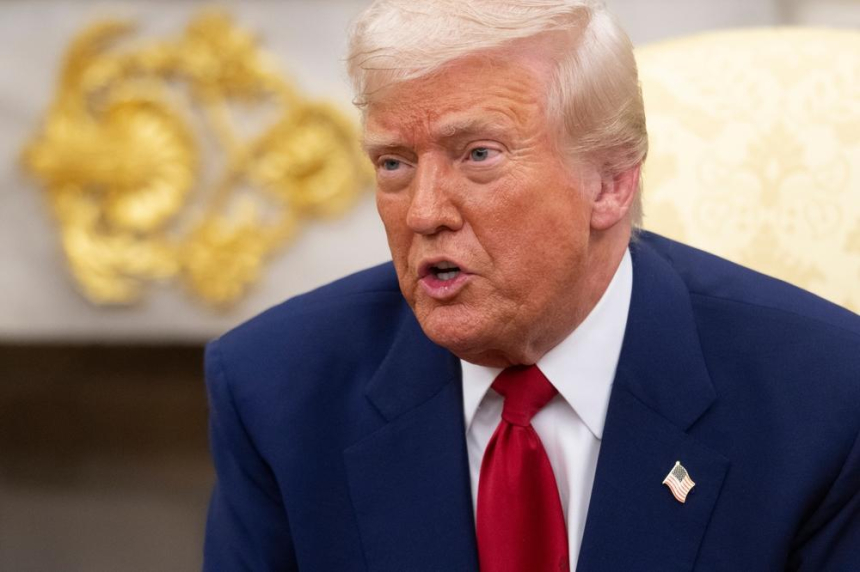  존 오소프 미국 상원의원, '트럼프 밈코인 보유자 만찬' 논란으로 대통령 탄핵 지지