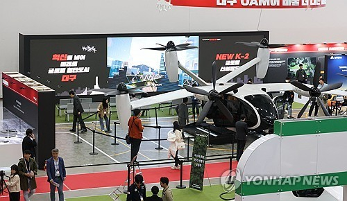  블록체인·로봇 기술 한자리에…FIX 2025, '혁신상'으로 유망 스타트업 발굴 나선다